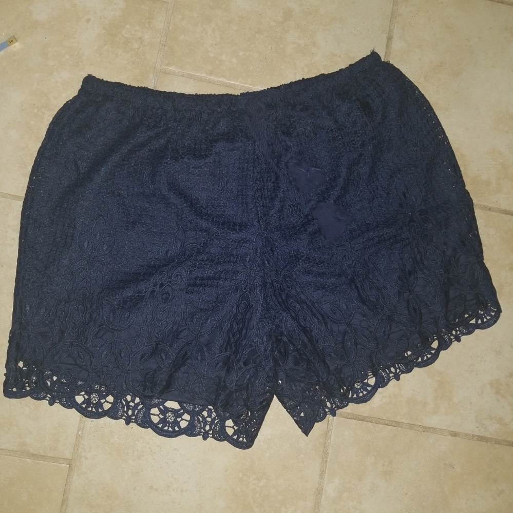 NWT Woman's Cato Lace Professional Shorts 14/16W